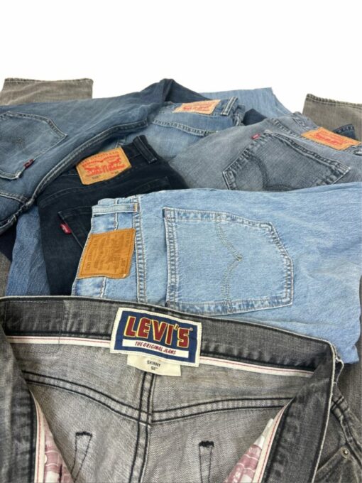BOX JEANS LEVI'S MIX GRADO A - immagine 2